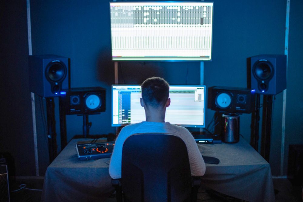 Ghost Production - James Owen - Unsplash